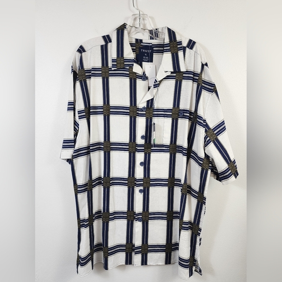 NWT Trust Men's Blue and White 55% Linen Checkered Shirt, sz XL - Picture 9 of 15